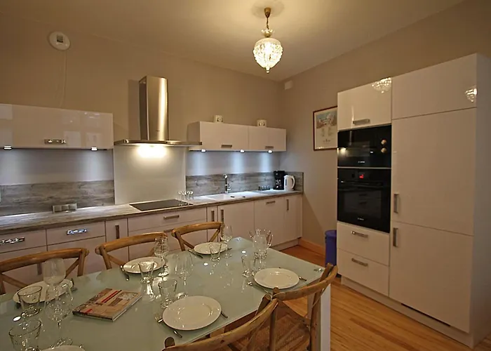 Confortable Au Centre Historique D'epinal - Fr-1-589-802 Épinal